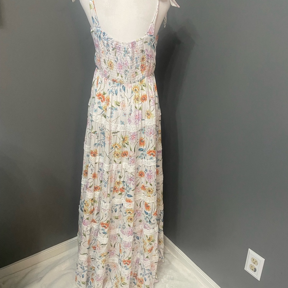 CROWN & IVY Long Maxi Floral Sundress Dress Milkmaid Tiered Lace Smocked XL - Picture 4 of 17